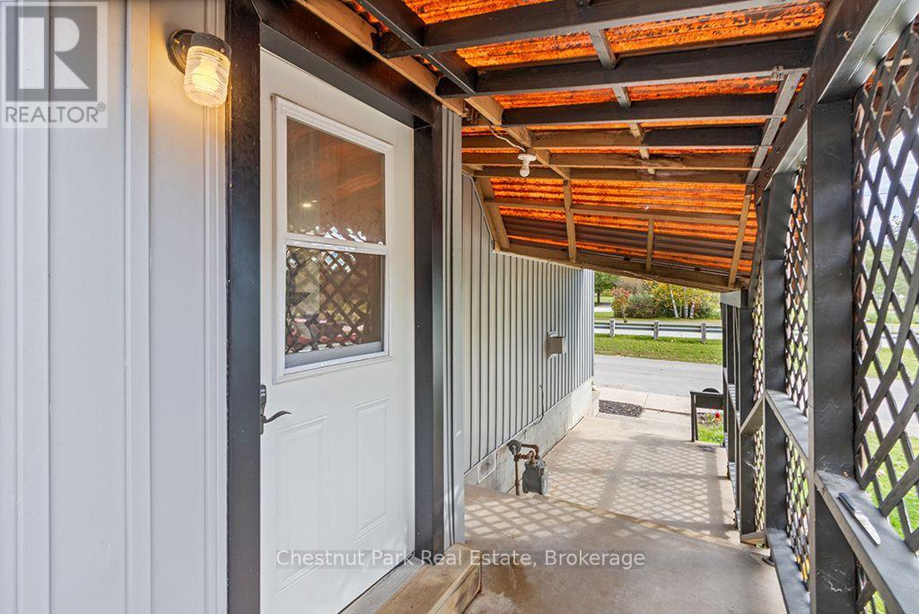 2096 3rd Avenue W Property Photo 35