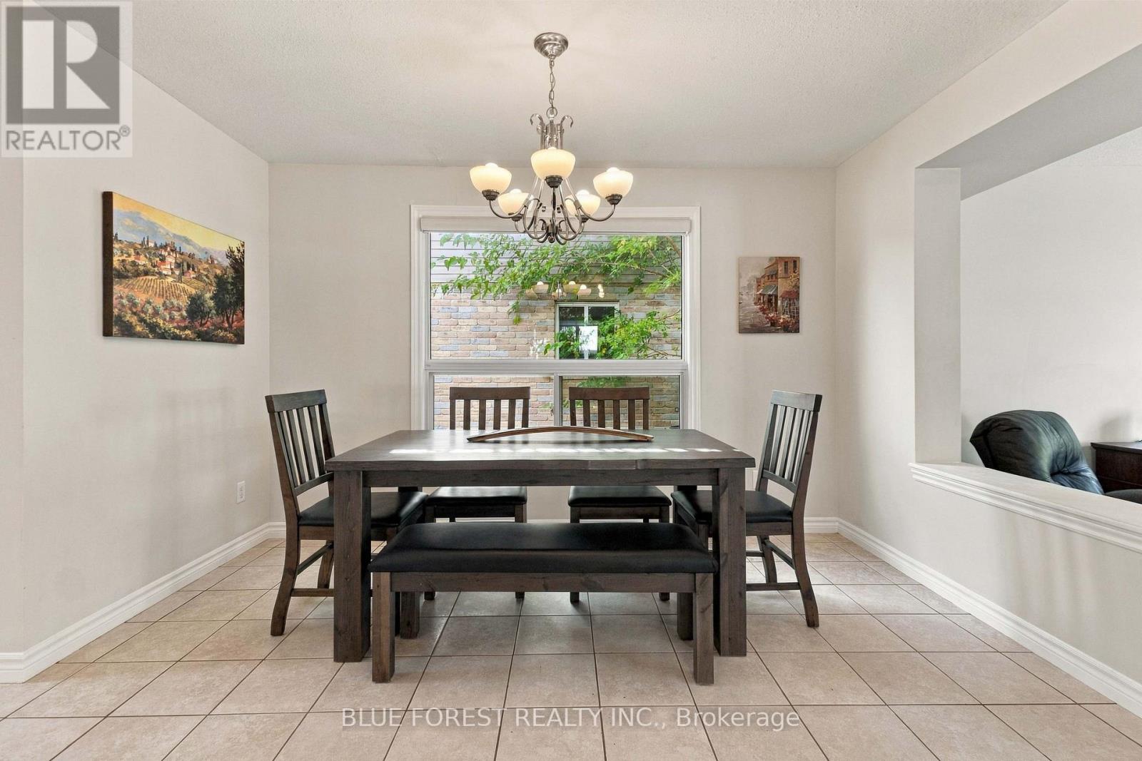 3224 Meadowgate Boulevard Property Photo 4