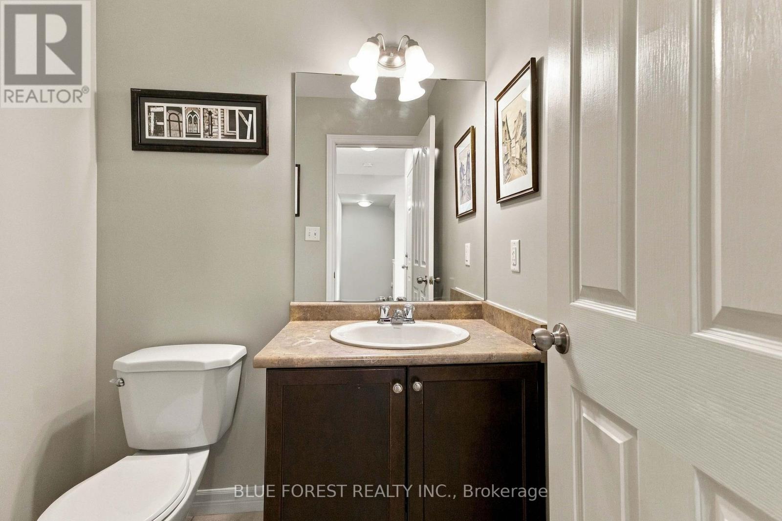 3224 Meadowgate Boulevard Property Photo 12