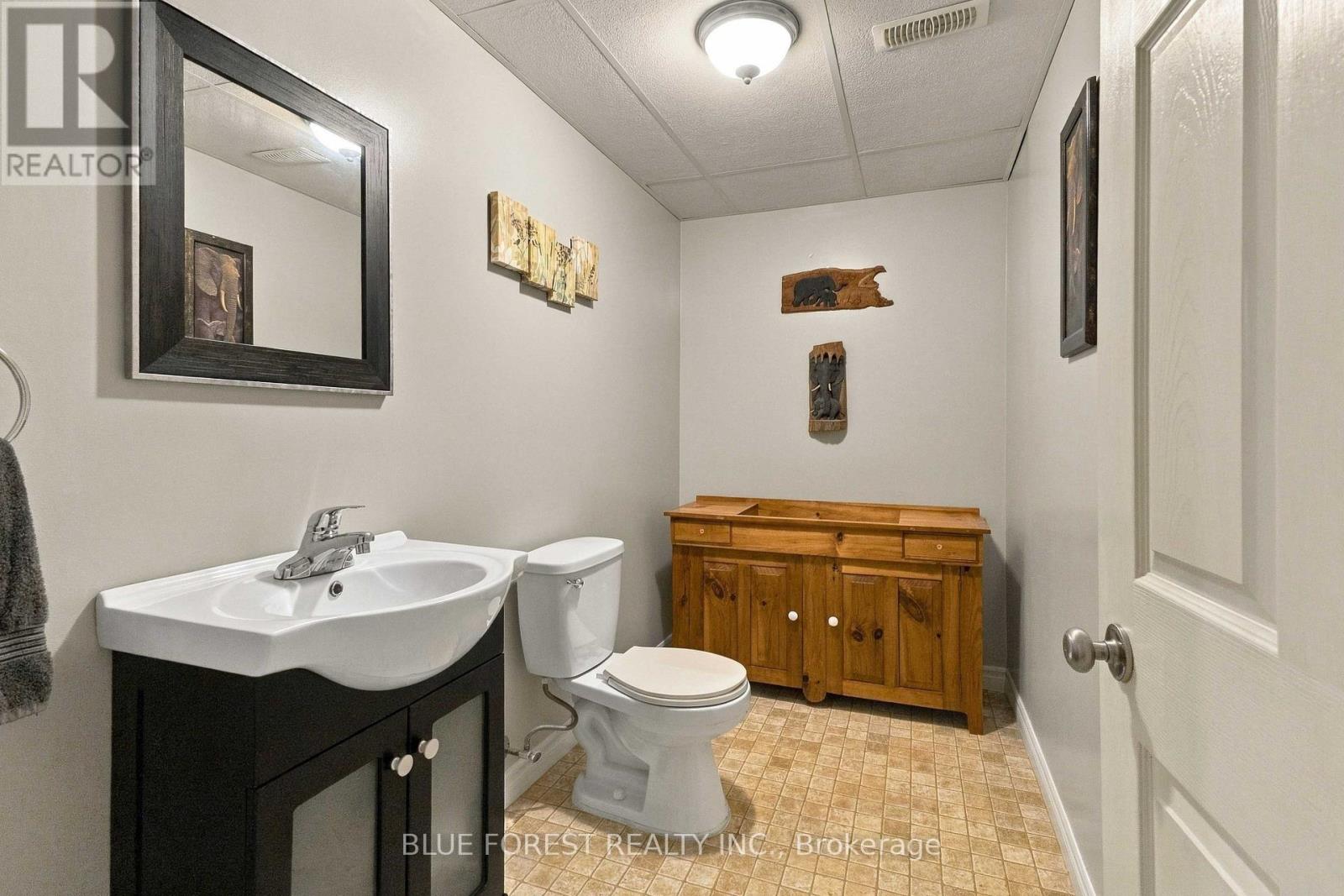 3224 Meadowgate Boulevard Property Photo 27