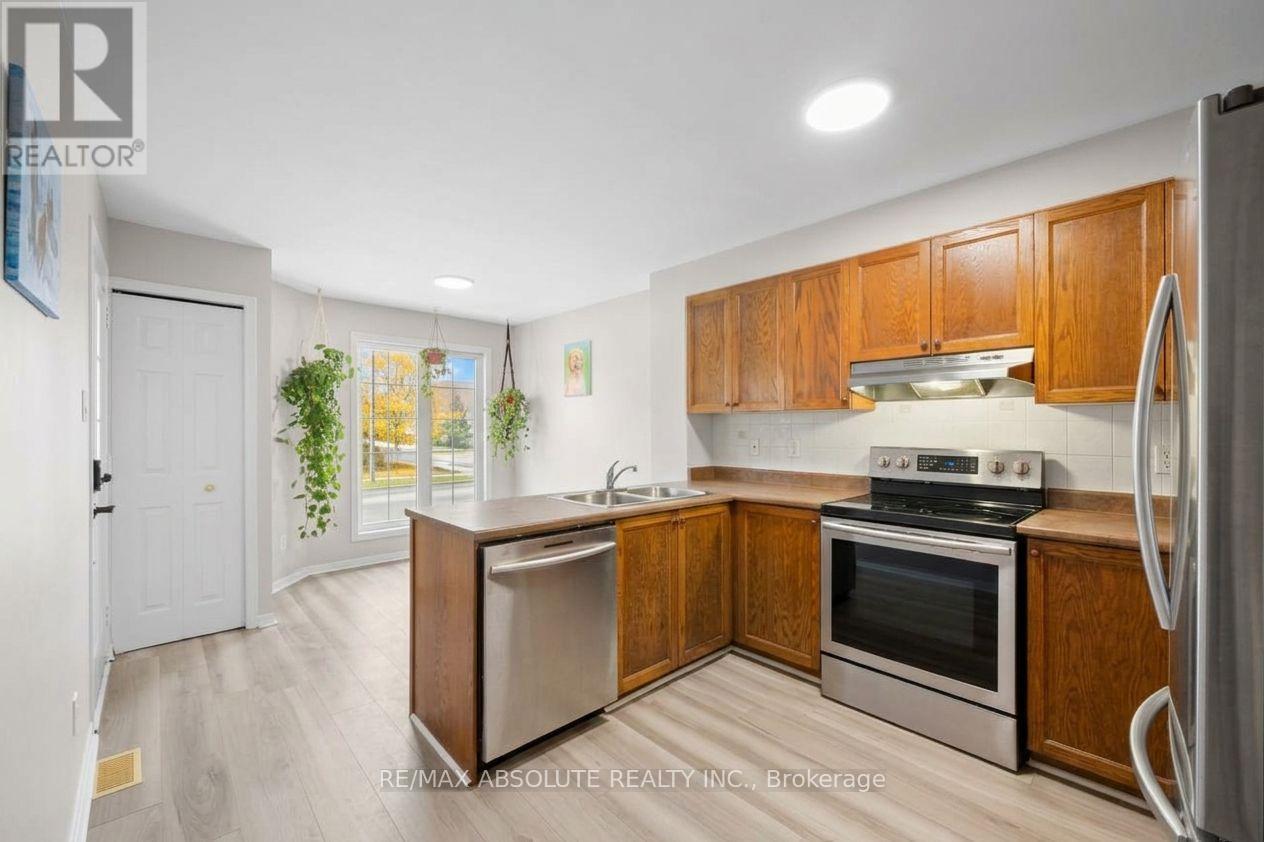 908 Longfields Drive Property Photo 7