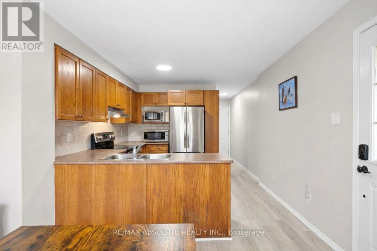 908 Longfields Drive Property Photo 8