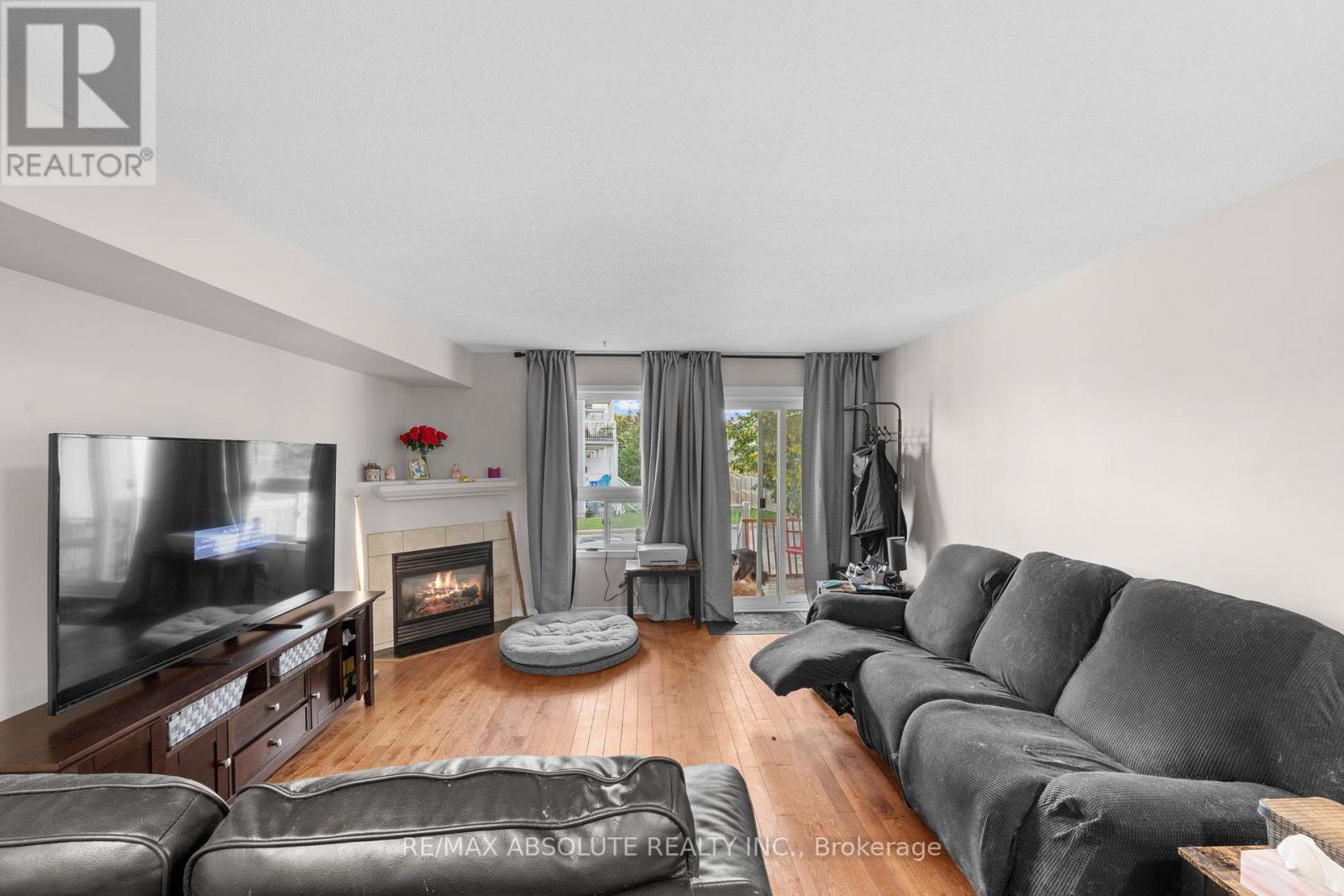908 Longfields Drive Property Photo 13