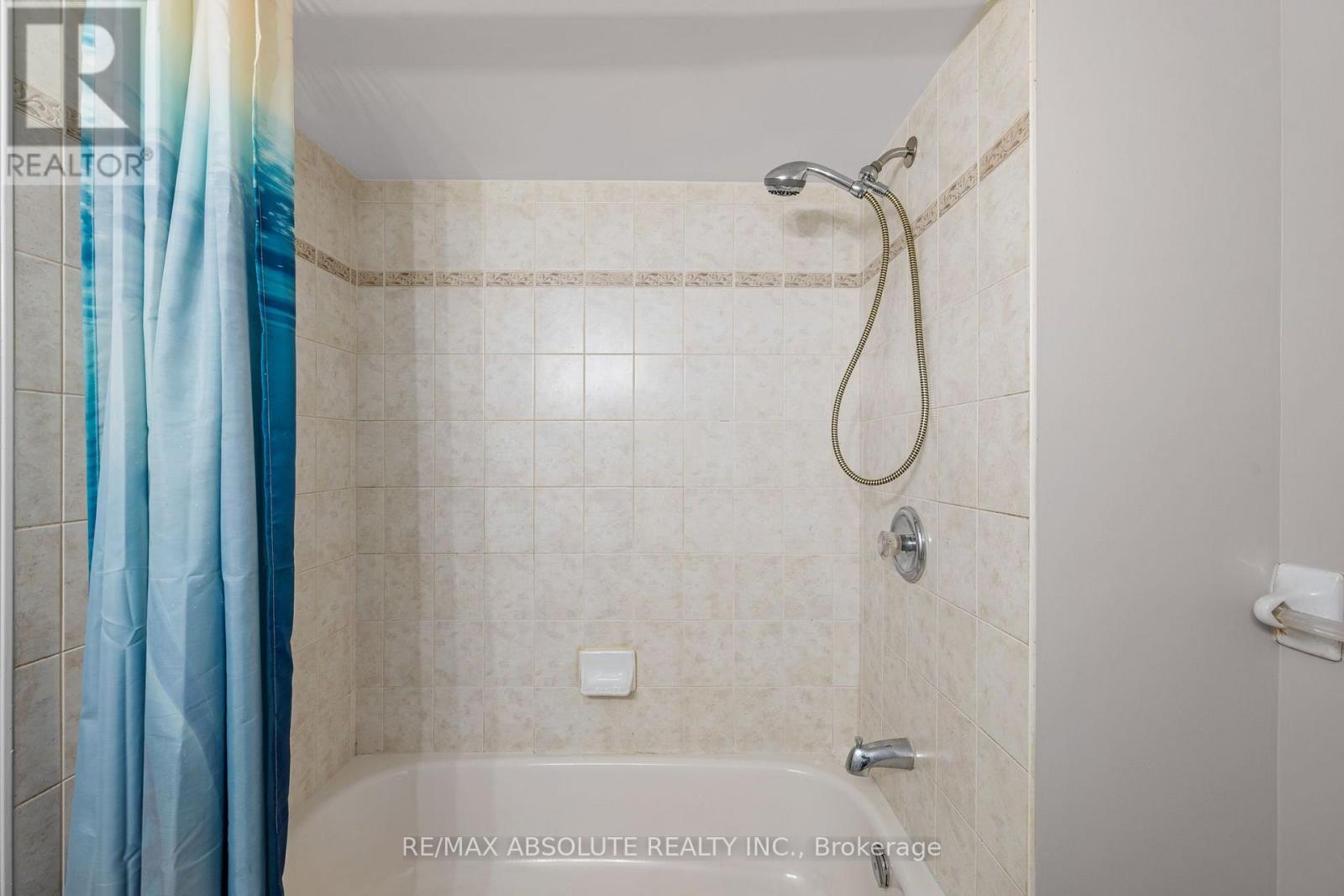 908 Longfields Drive Property Photo 23