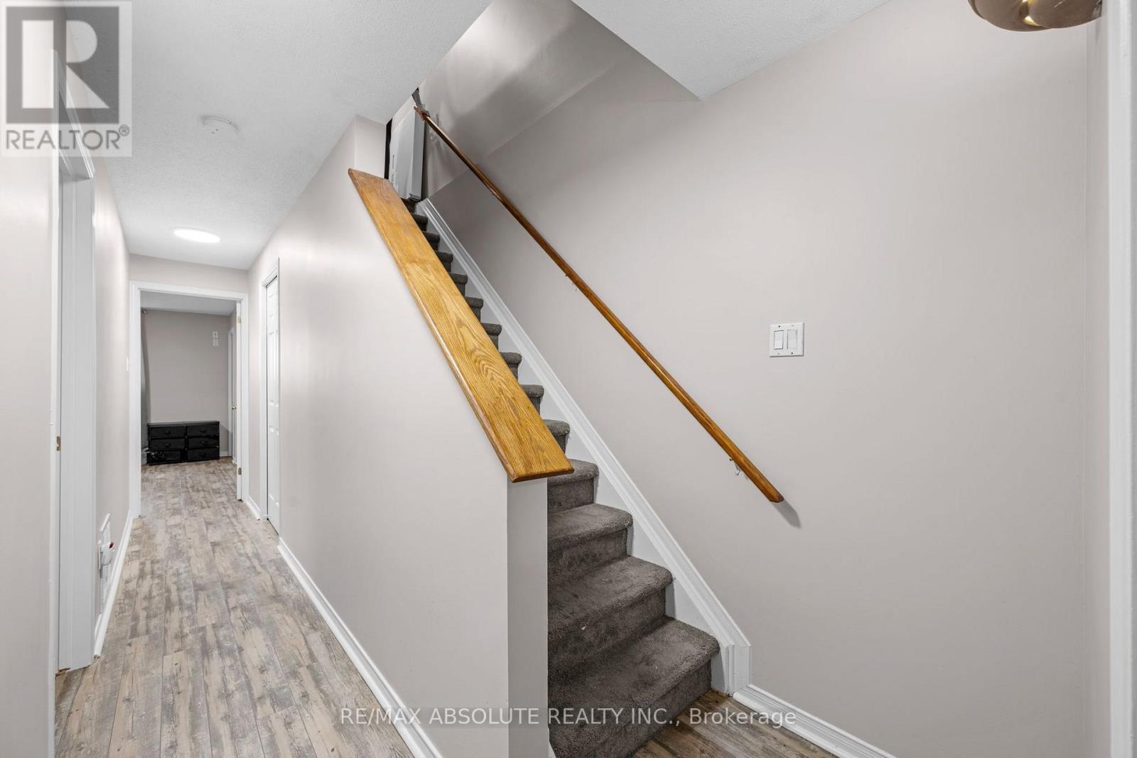 908 Longfields Drive Property Photo 24