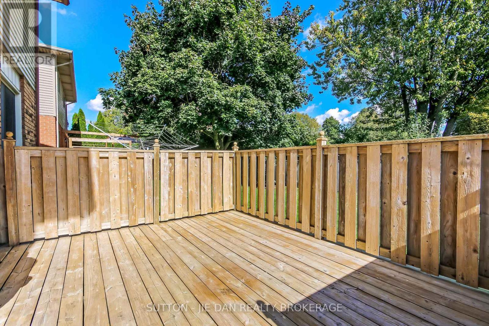 28 Country Club Lane Property Photo 20