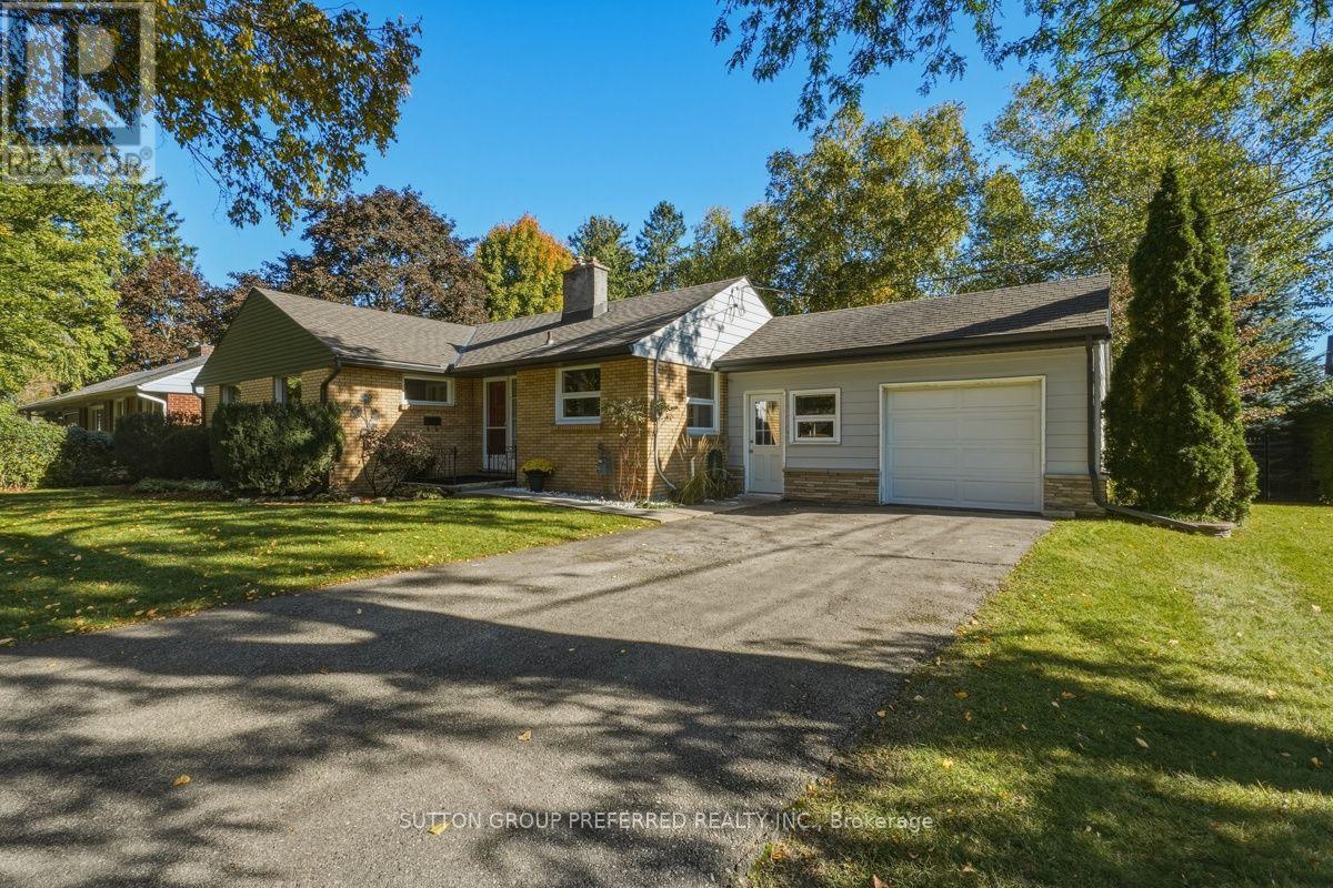 465 GLEN CRESCENT Property Image