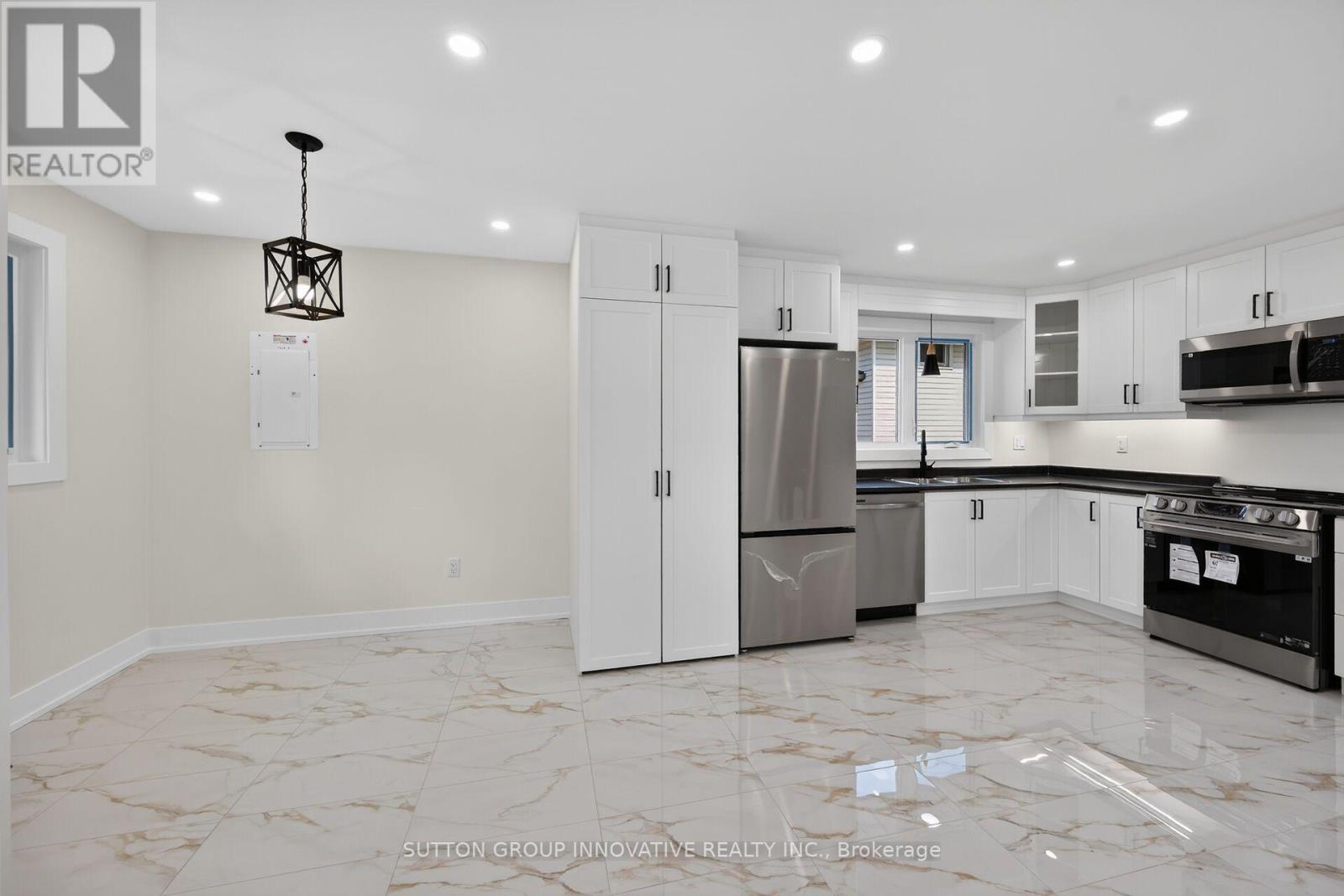 331 East 17th Street Property Photo 4