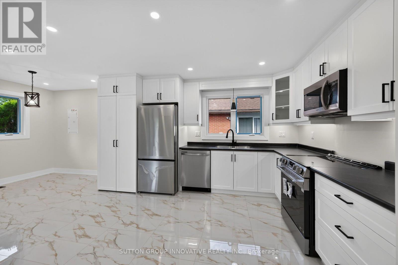 331 East 17th Street Property Photo 8