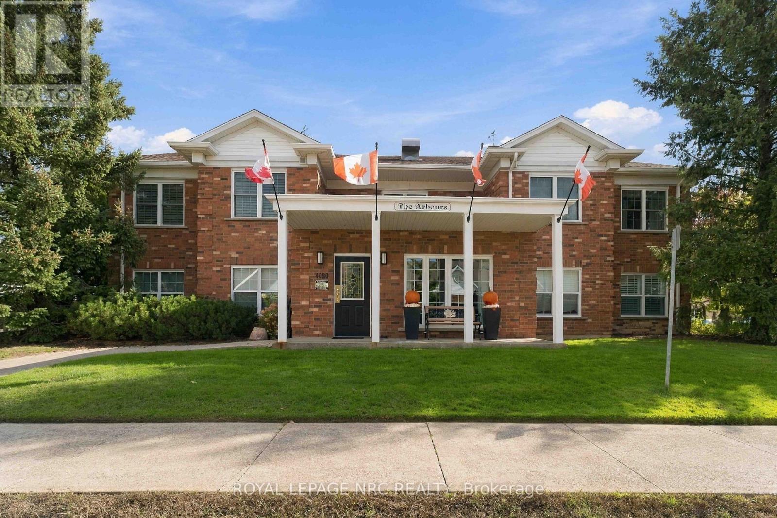104 - 4090 John Charles Boulevard Property Photo 1