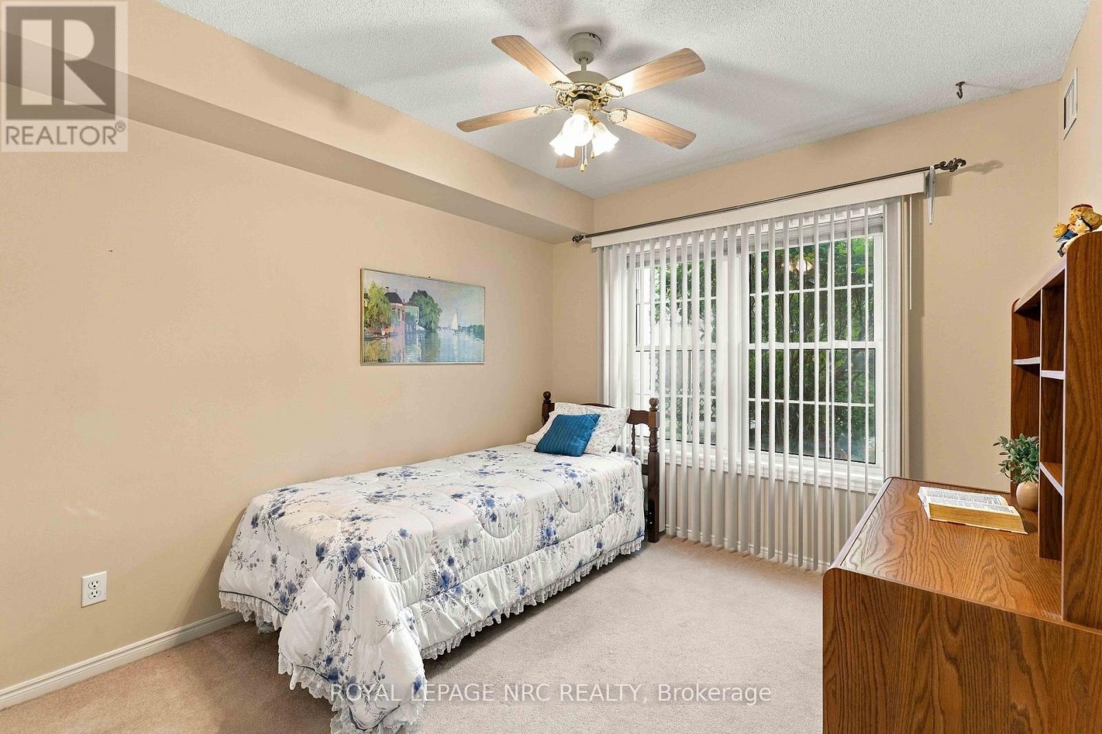 104 - 4090 John Charles Boulevard Property Photo 27