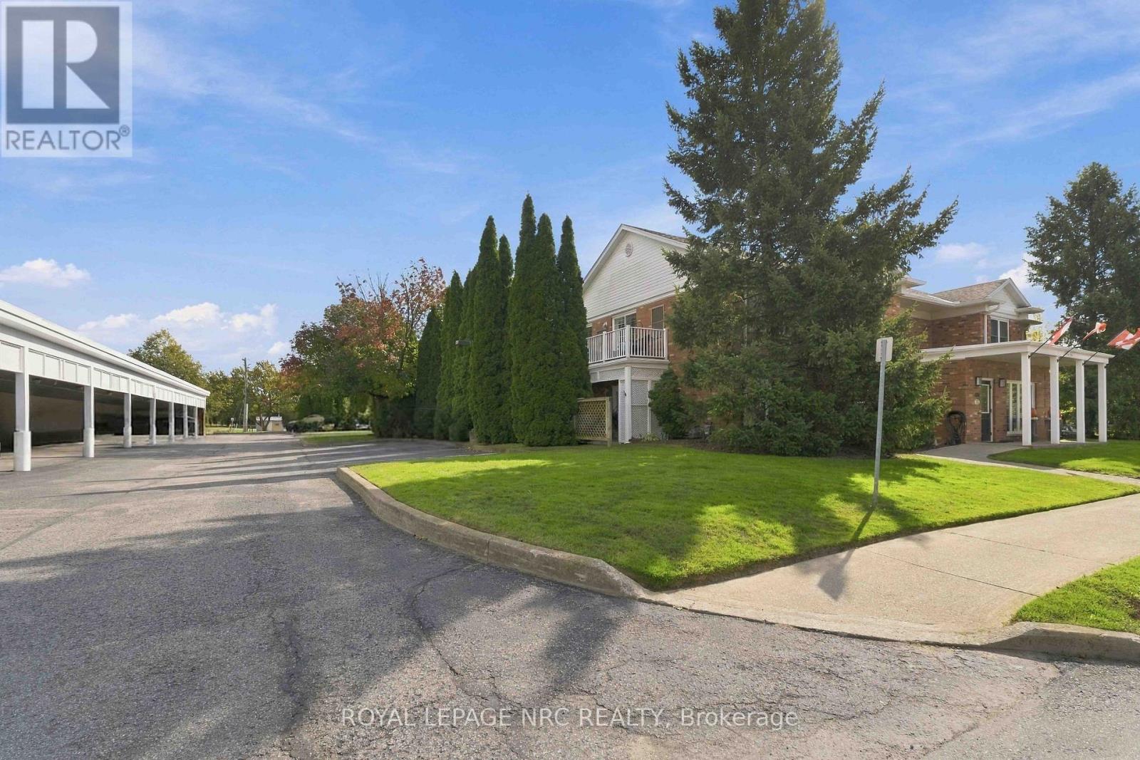 104 - 4090 John Charles Boulevard Property Photo 33