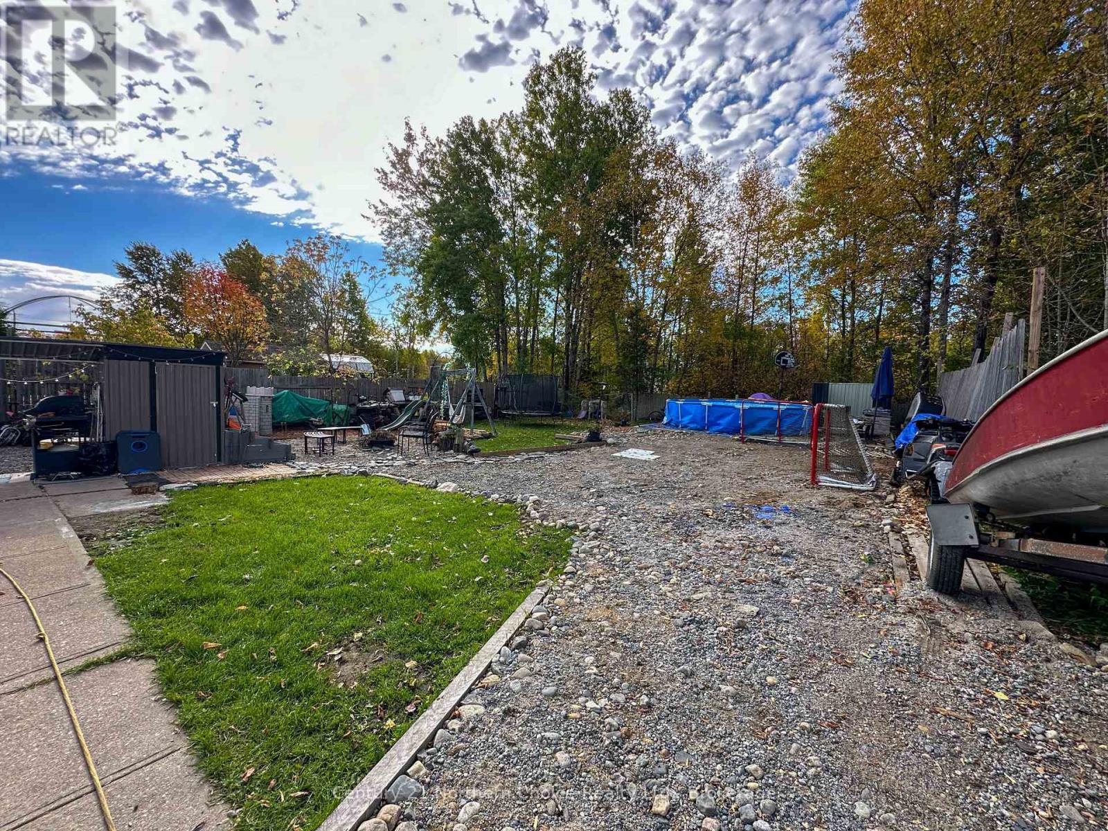 17 Poplar Avenue Property Photo 17