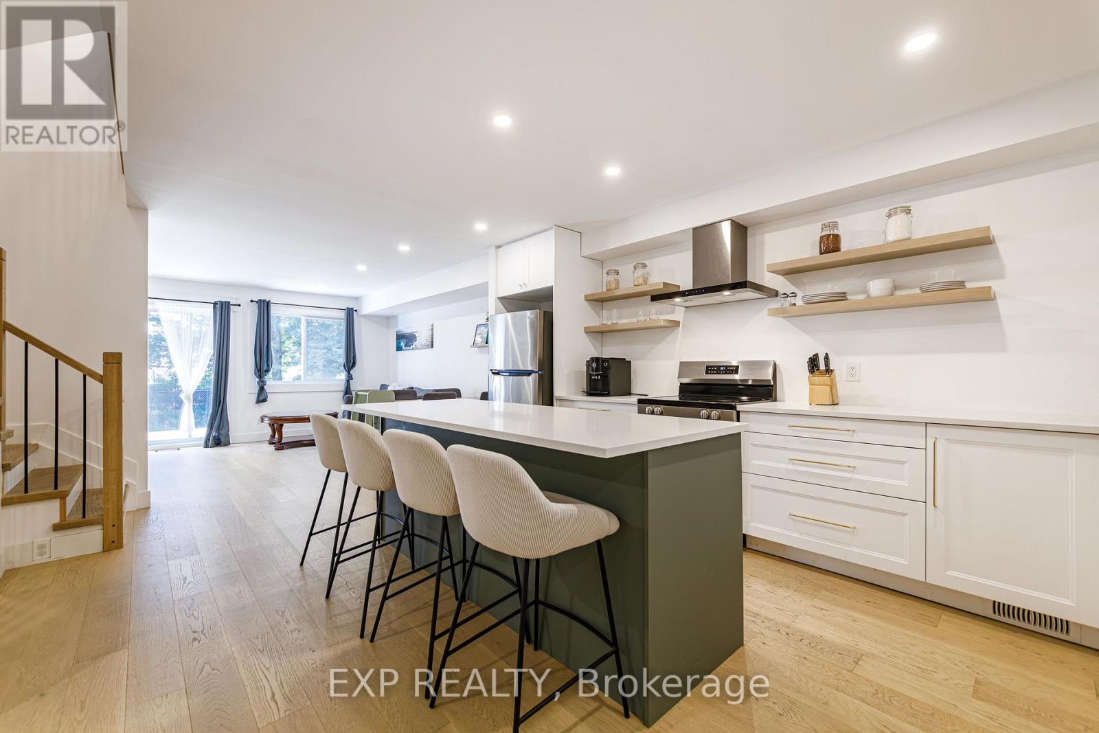37 Dignard Street Property Photo 5