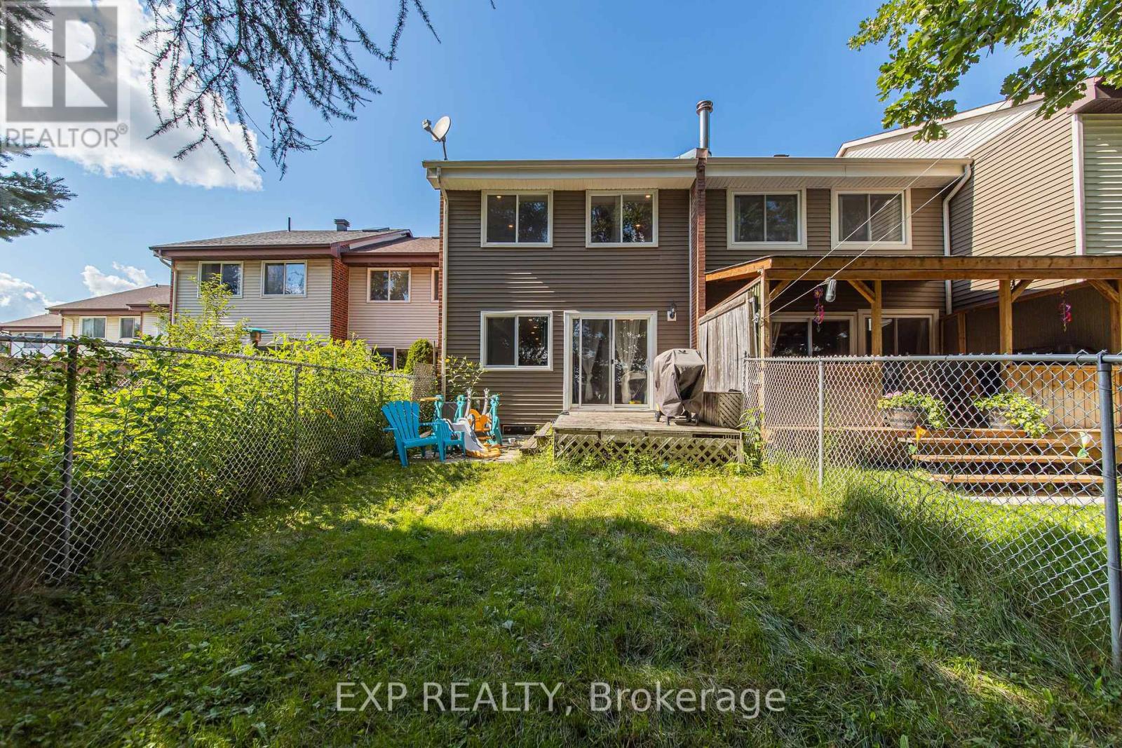37 Dignard Street Property Photo 24