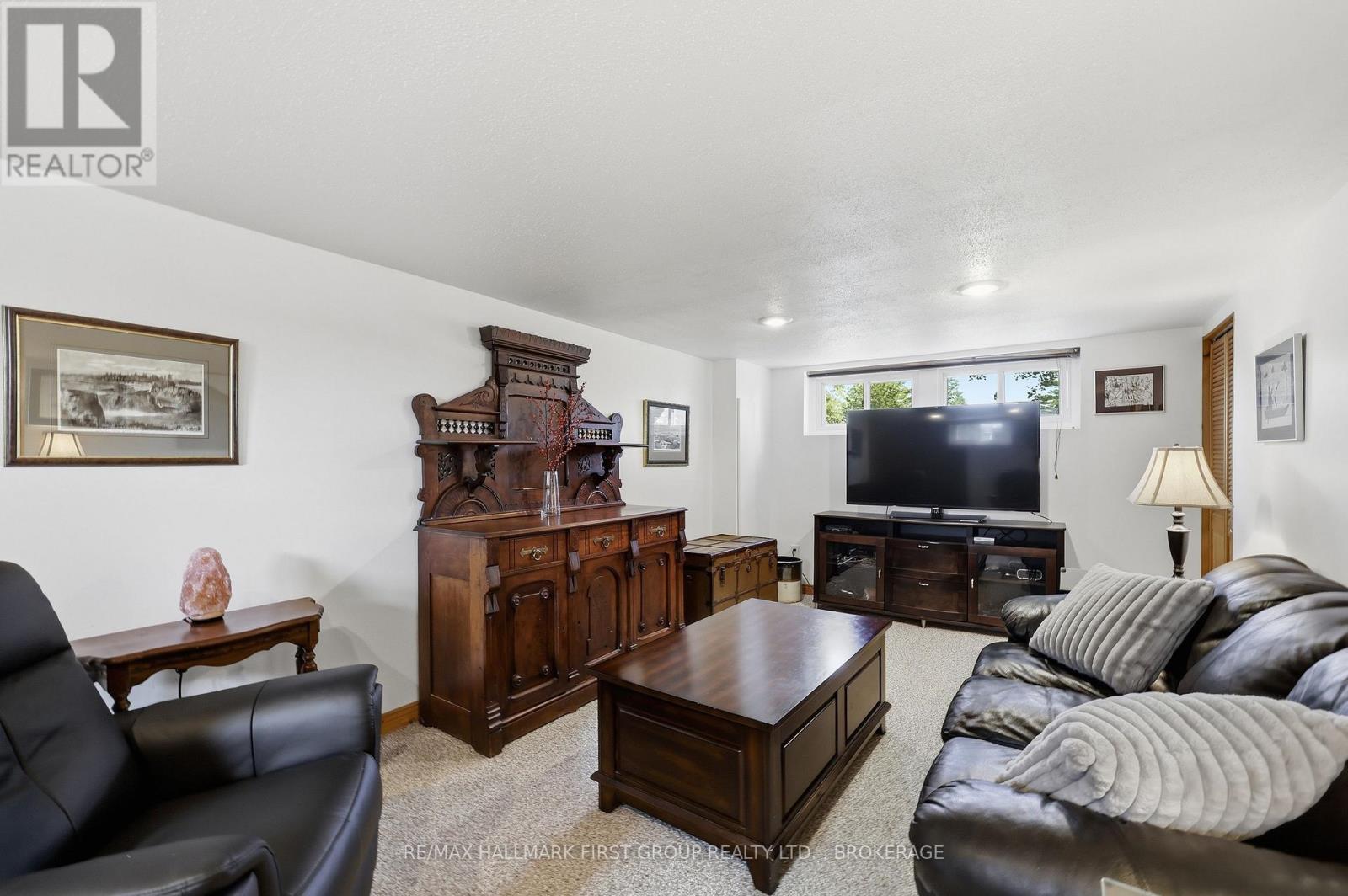 1449 Avondale Crescent Property Photo 31