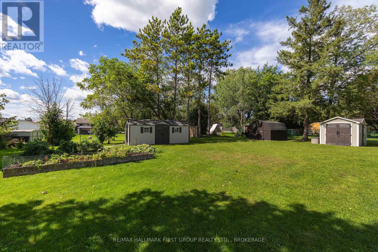 1449 Avondale Crescent Property Photo 41