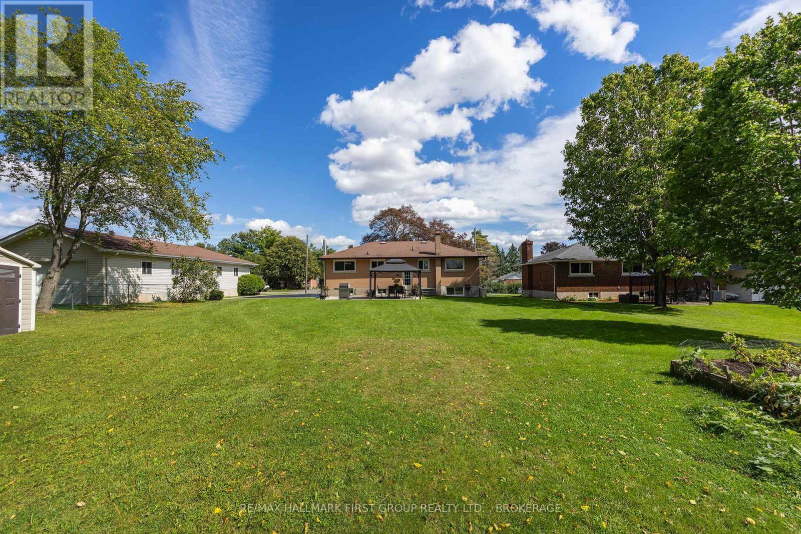1449 Avondale Crescent Property Photo 45