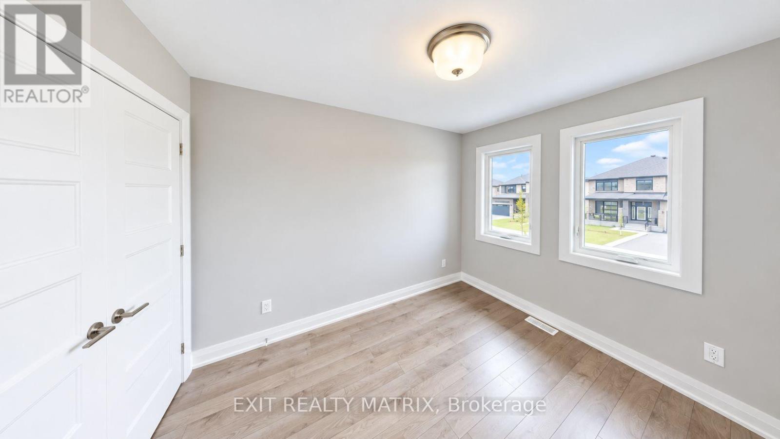 190 Argile Street Property Photo 11