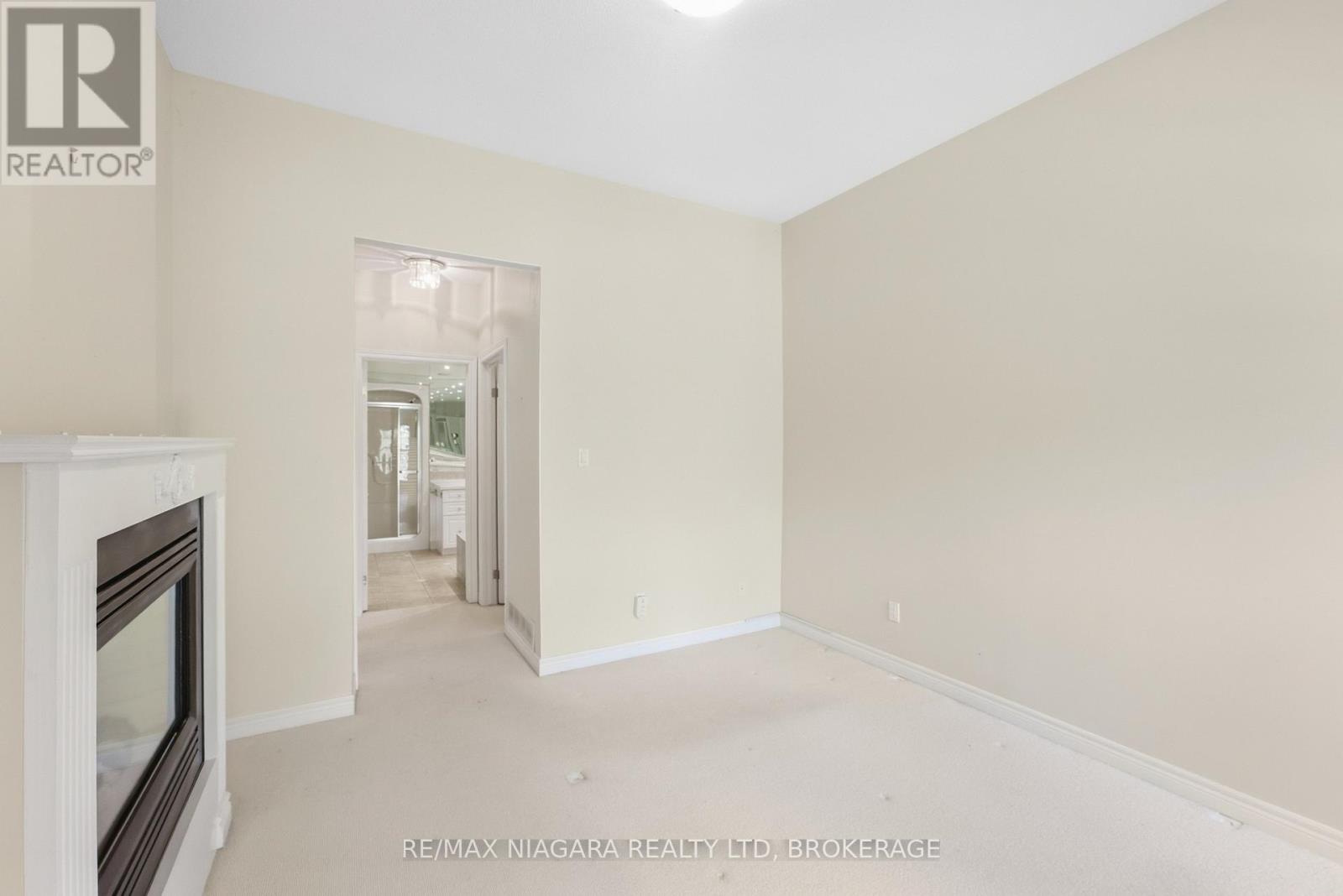 25 - 13 Shaw's Lane Property Photo 11
