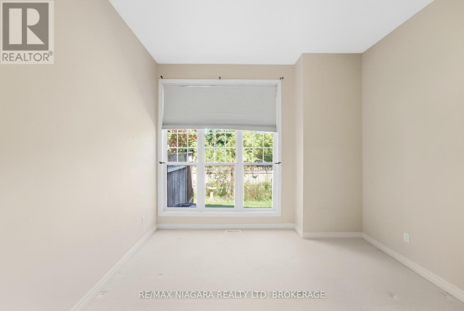 25 - 13 Shaw's Lane Property Photo 13