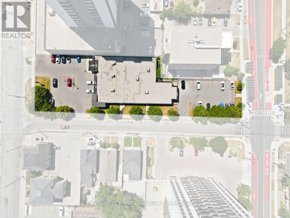 420 York Street Property Photo 2