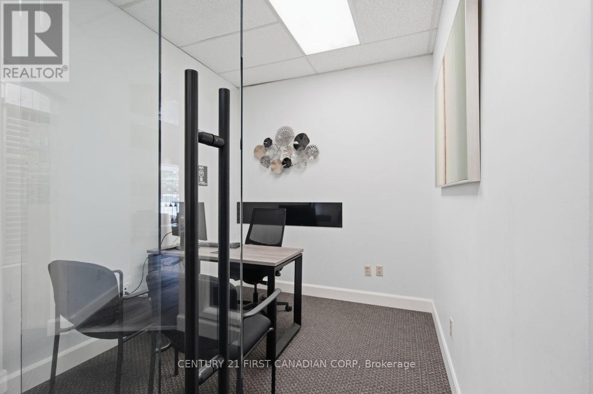 420 York Street Property Photo 16