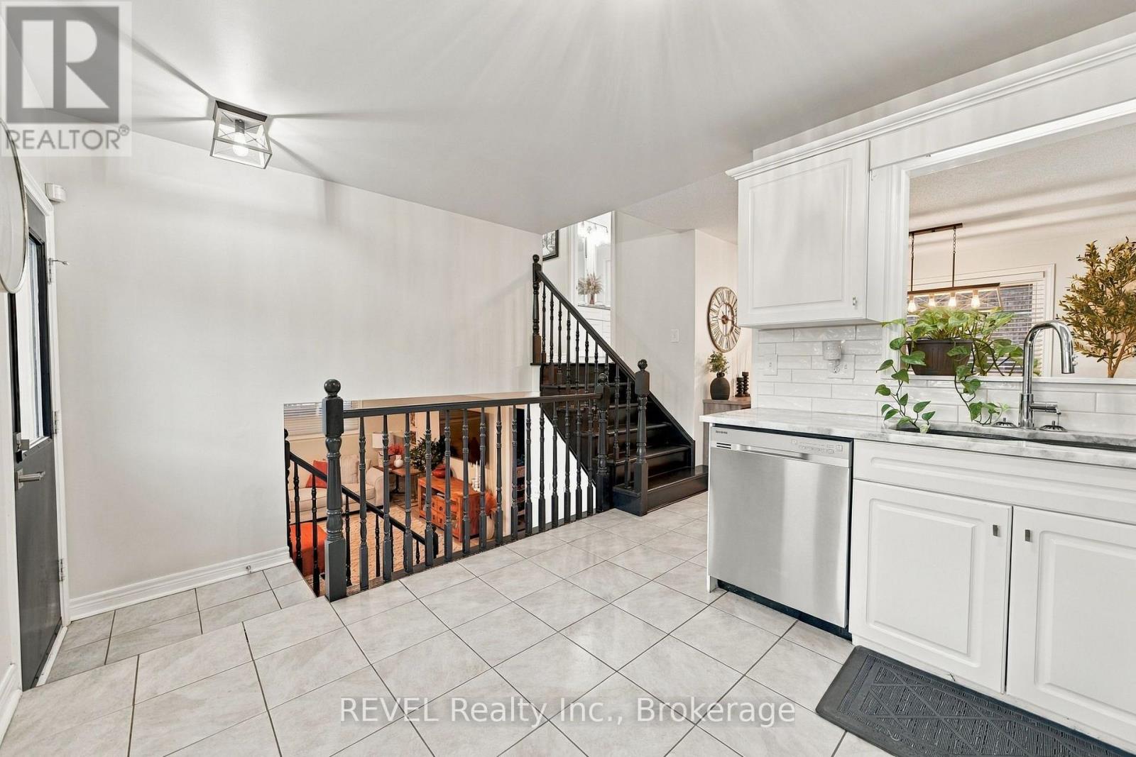 3370 Cardinal Drive Property Photo 19