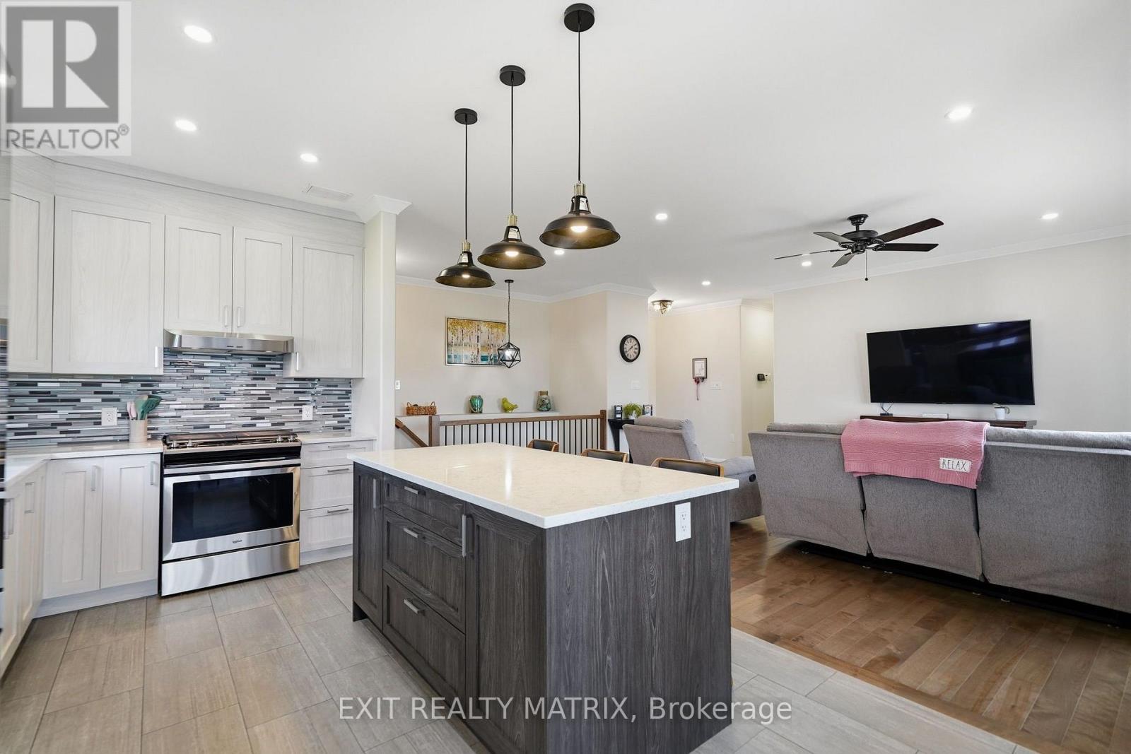 122 Pendleton Street Property Photo 12