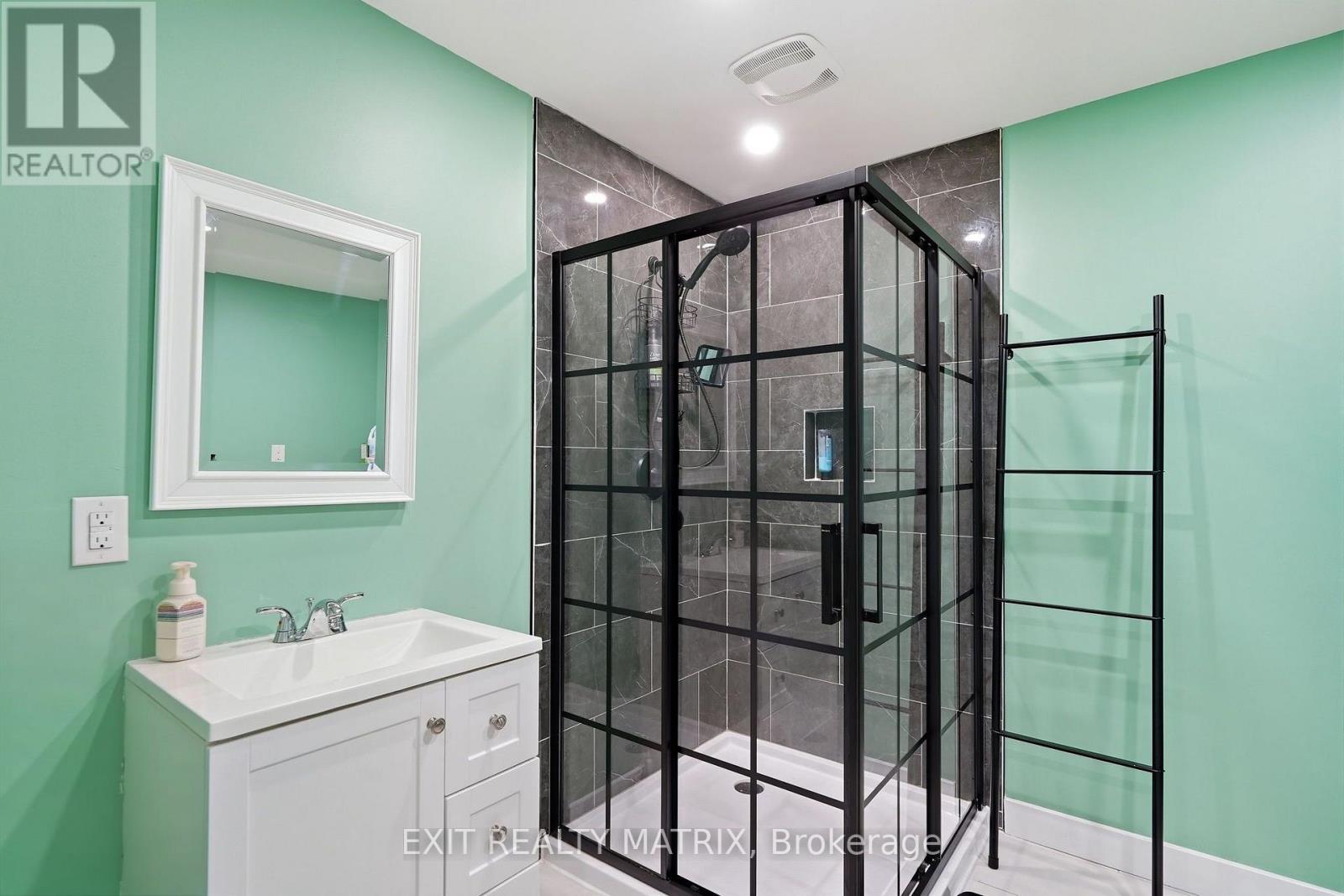 122 Pendleton Street Property Photo 29