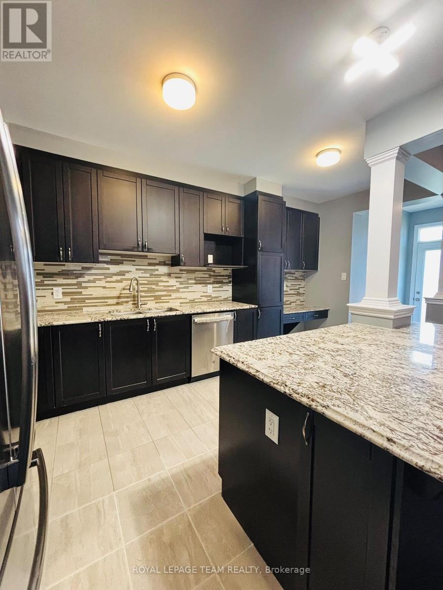 1096 Apolune Street Property Photo 5