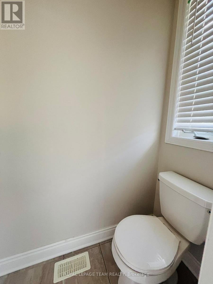 1096 Apolune Street Property Photo 10