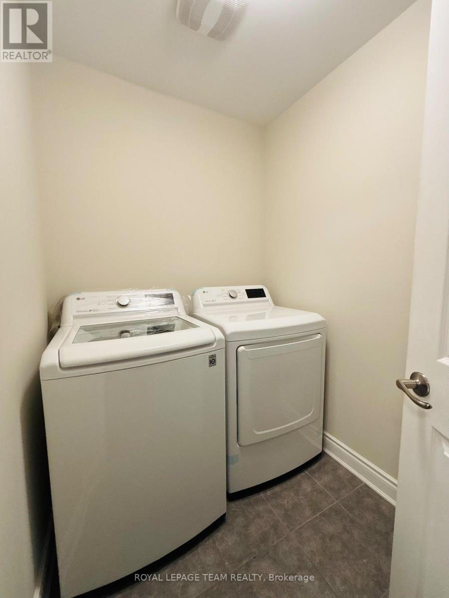 1096 Apolune Street Property Photo 21