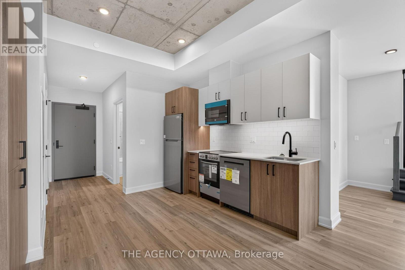 502 - 56 Bayswater Avenue Property Photo 8
