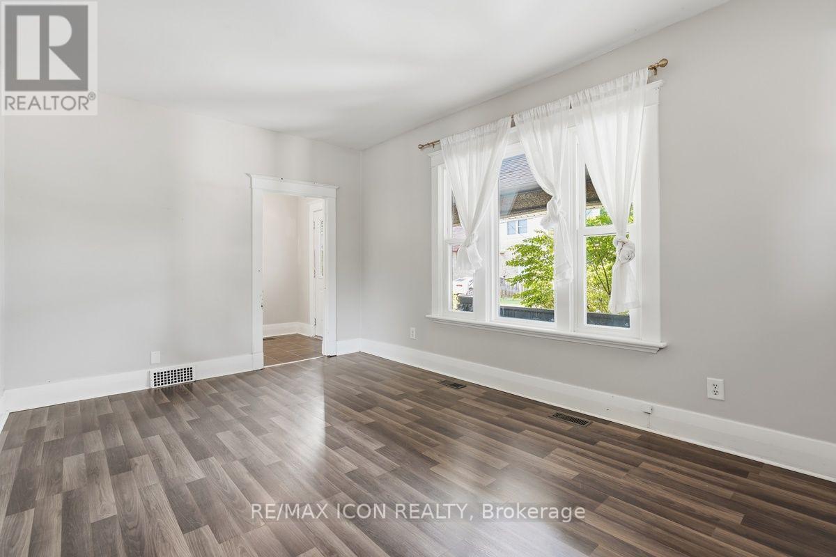 31 Mount Pleasant Avenue Property Photo 7