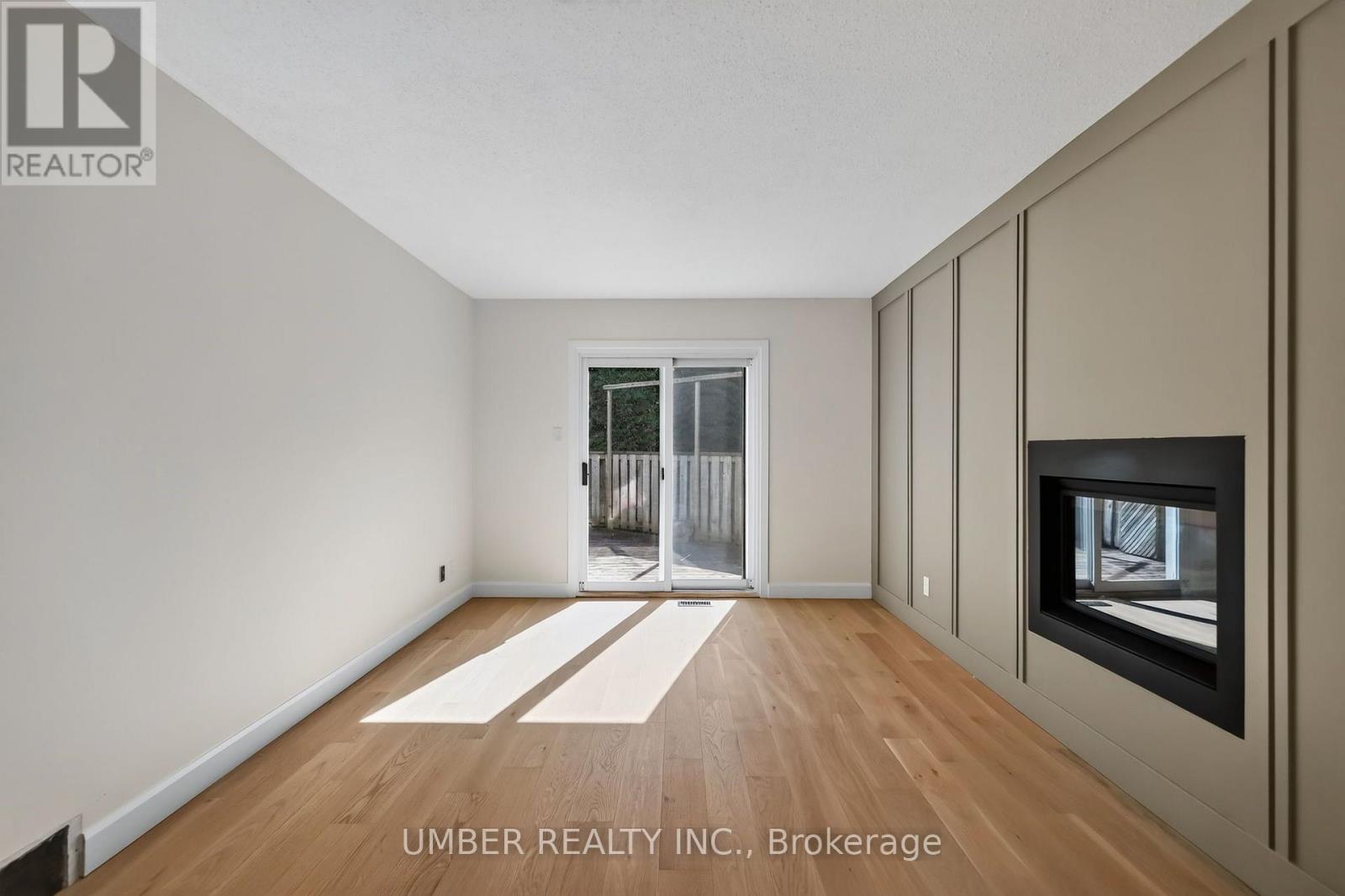 120 Hawk Crescent Property Photo 17