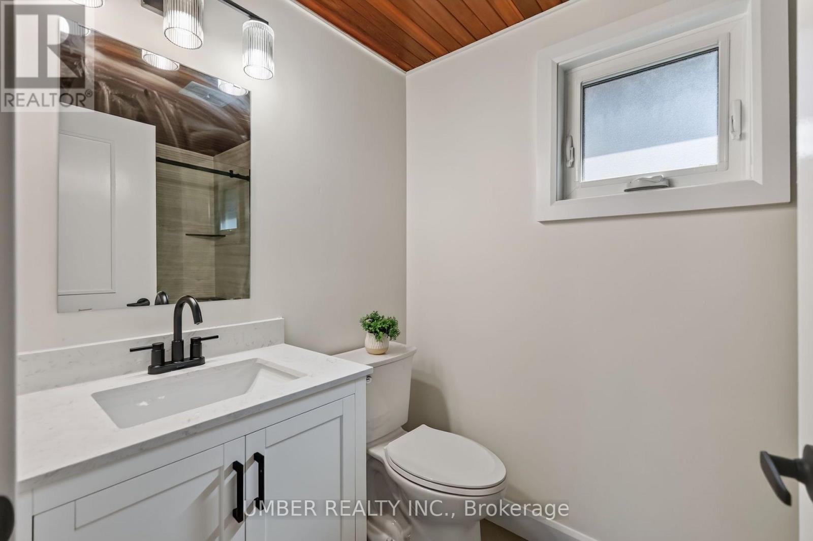 120 Hawk Crescent Property Photo 27