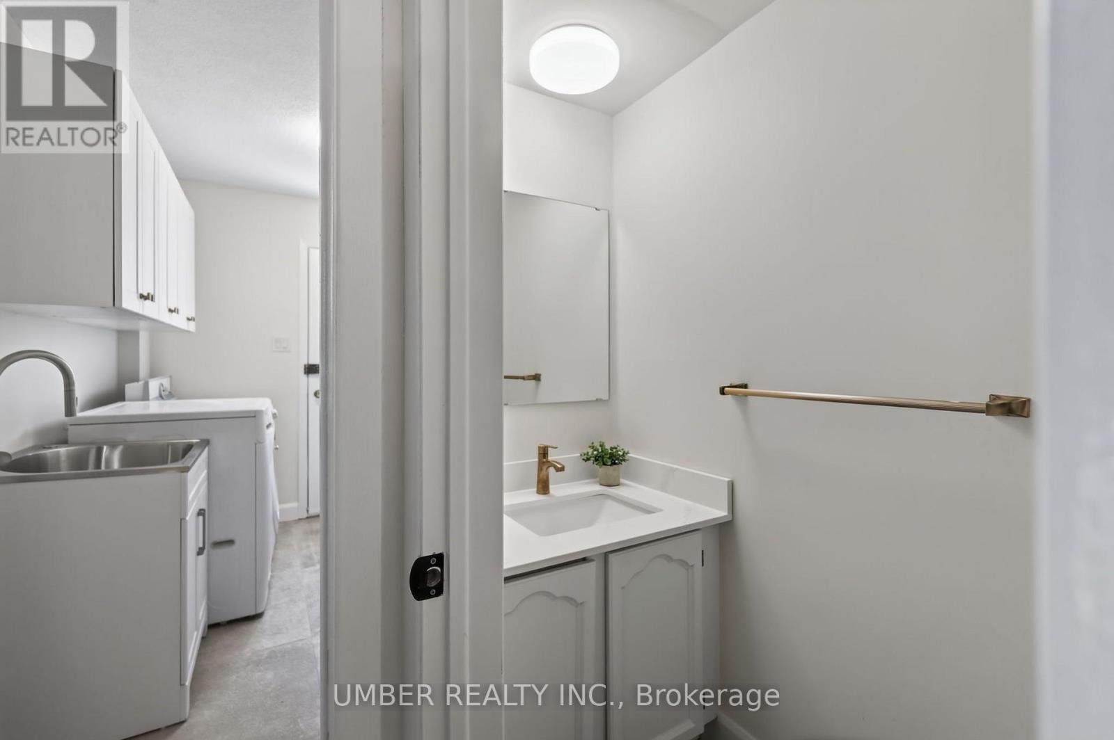 120 Hawk Crescent Property Photo 38