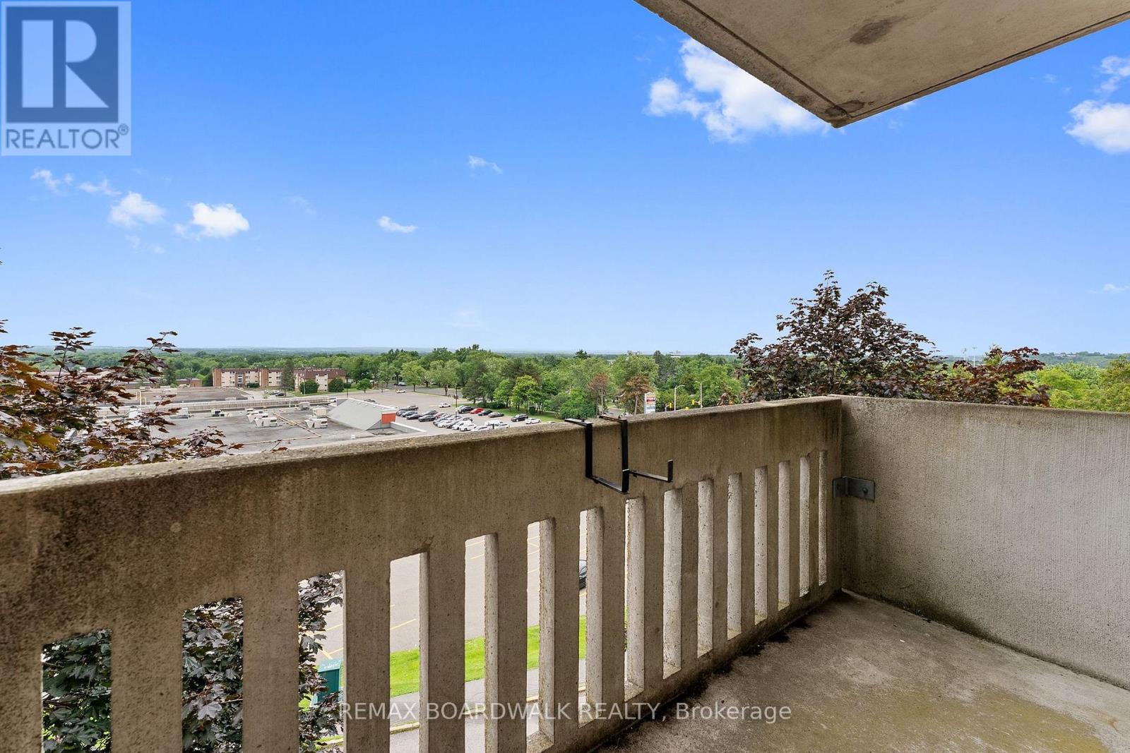 503 - 1599 Lassiter Terrace Property Photo 9