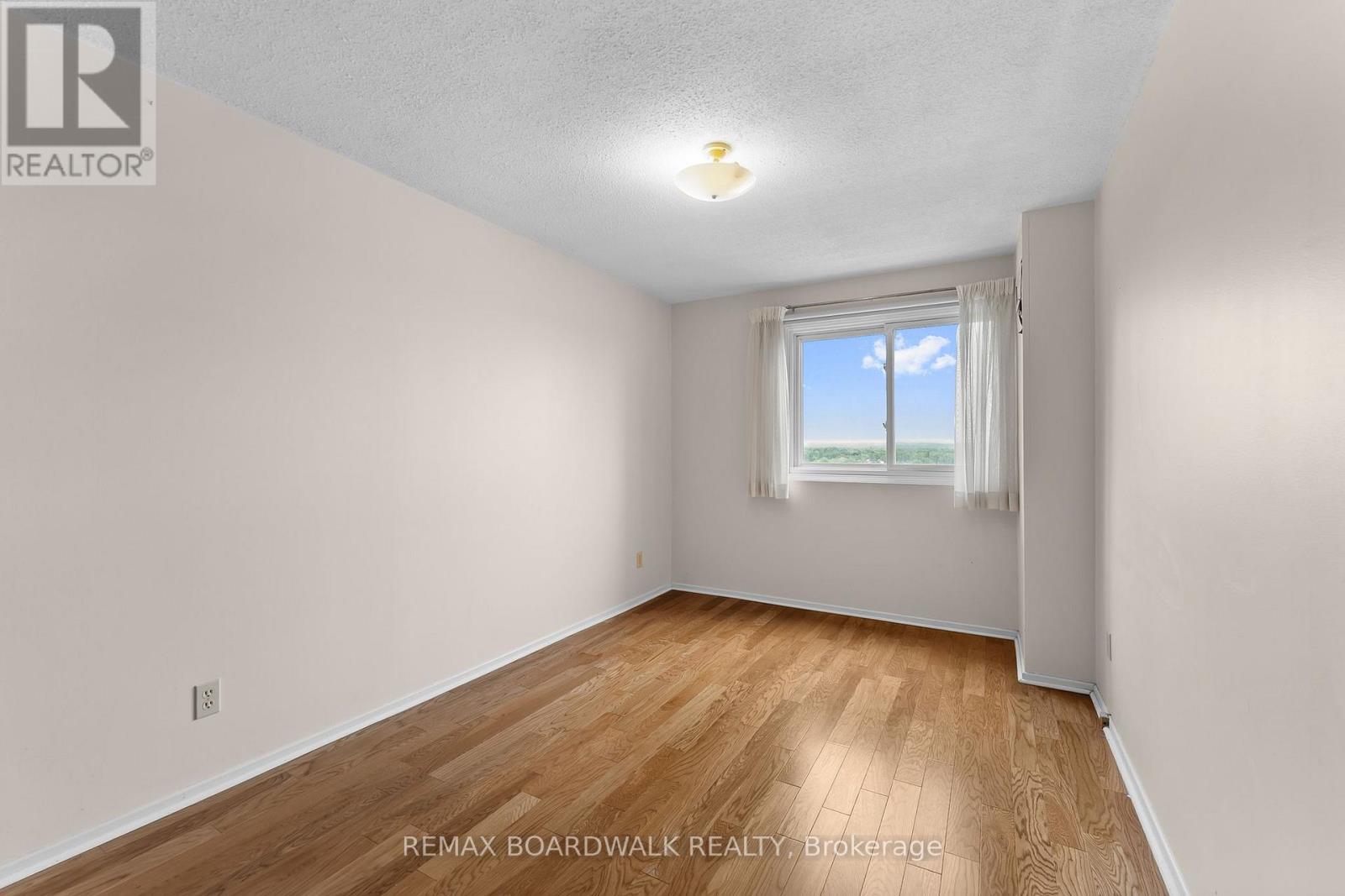 503 - 1599 Lassiter Terrace Property Photo 19
