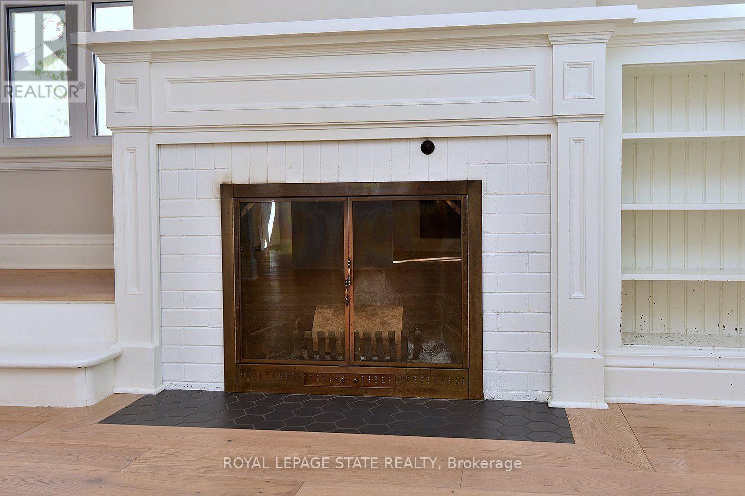 6 Nelles Boulevard Property Photo 6