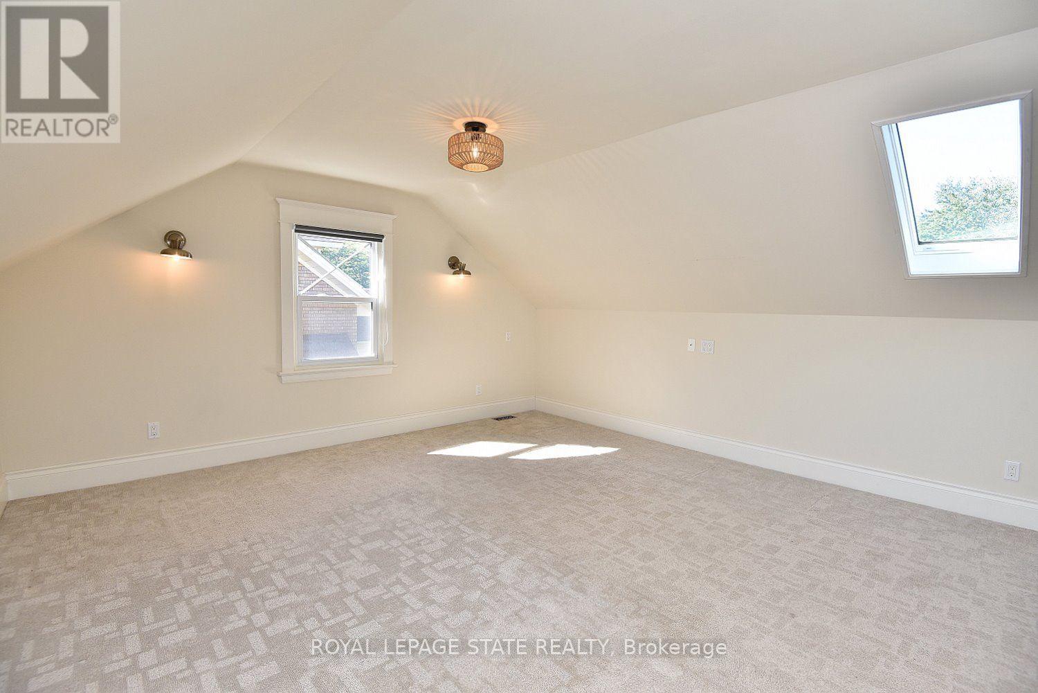 6 Nelles Boulevard Property Photo 23
