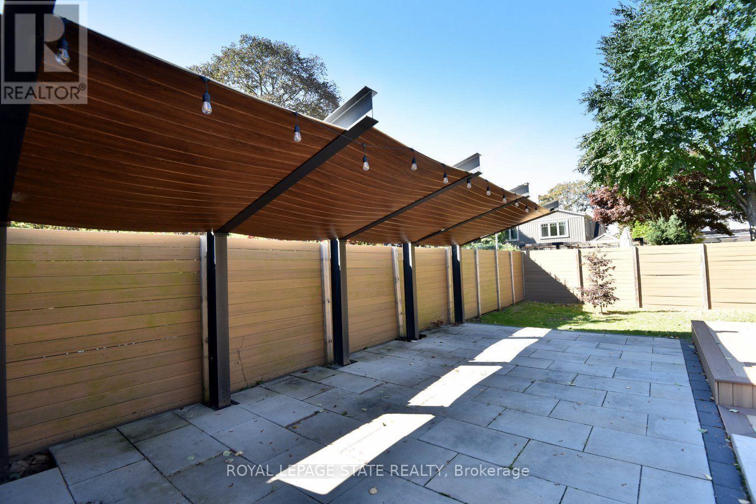 6 Nelles Boulevard Property Photo 35