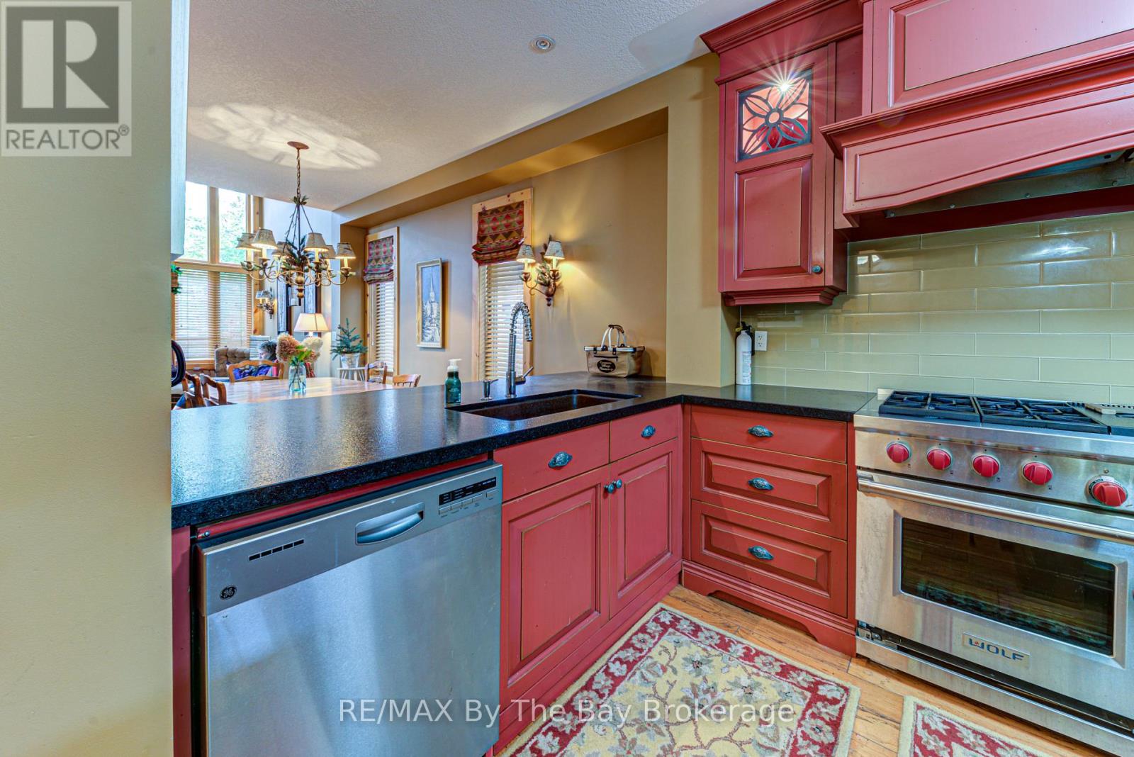 120 Venture Boulevard Property Photo 15