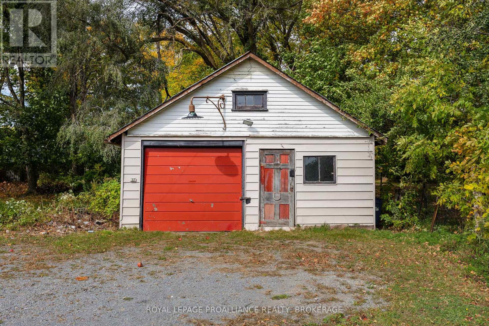 5941 County Road 2 Property Photo 11