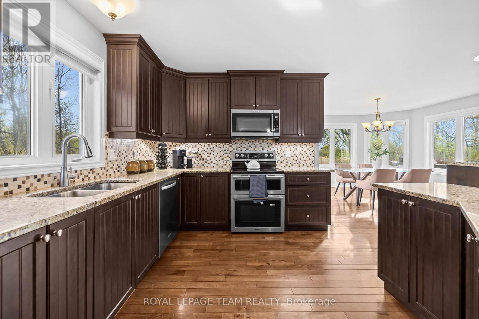 53 D'arcys Way Property Photo 14