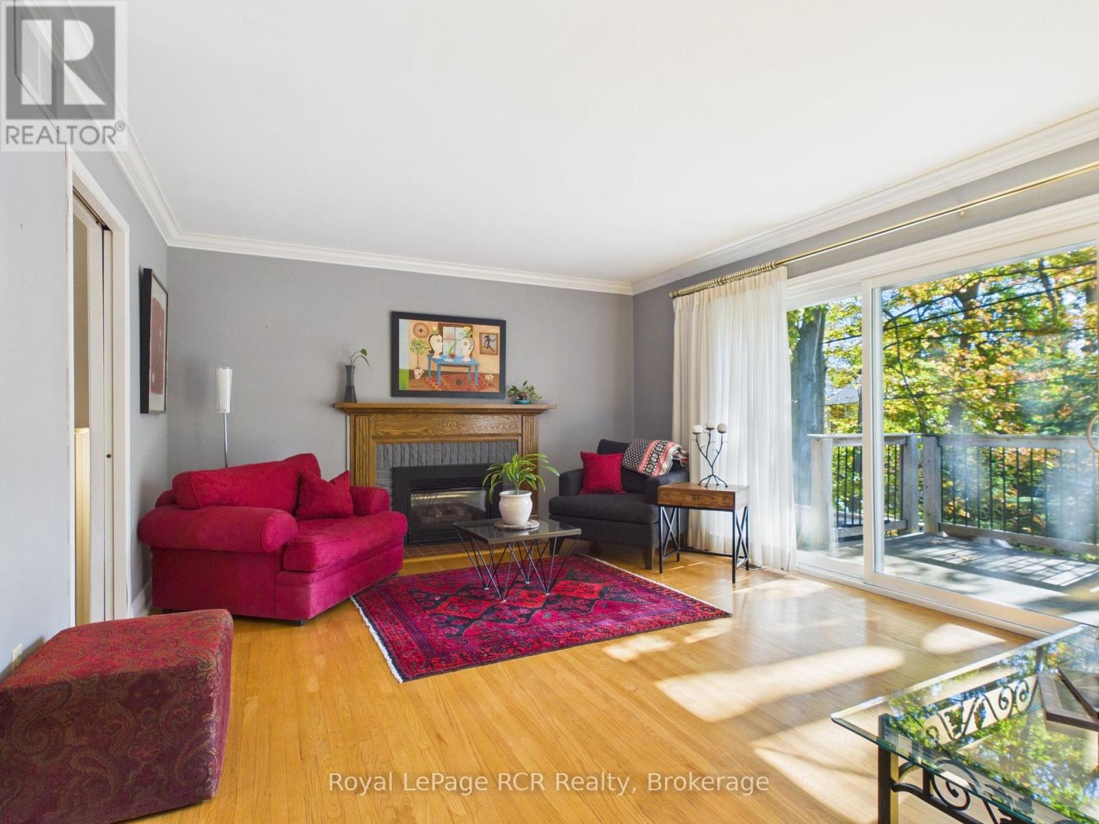 525 6th Street W Property Photo 15