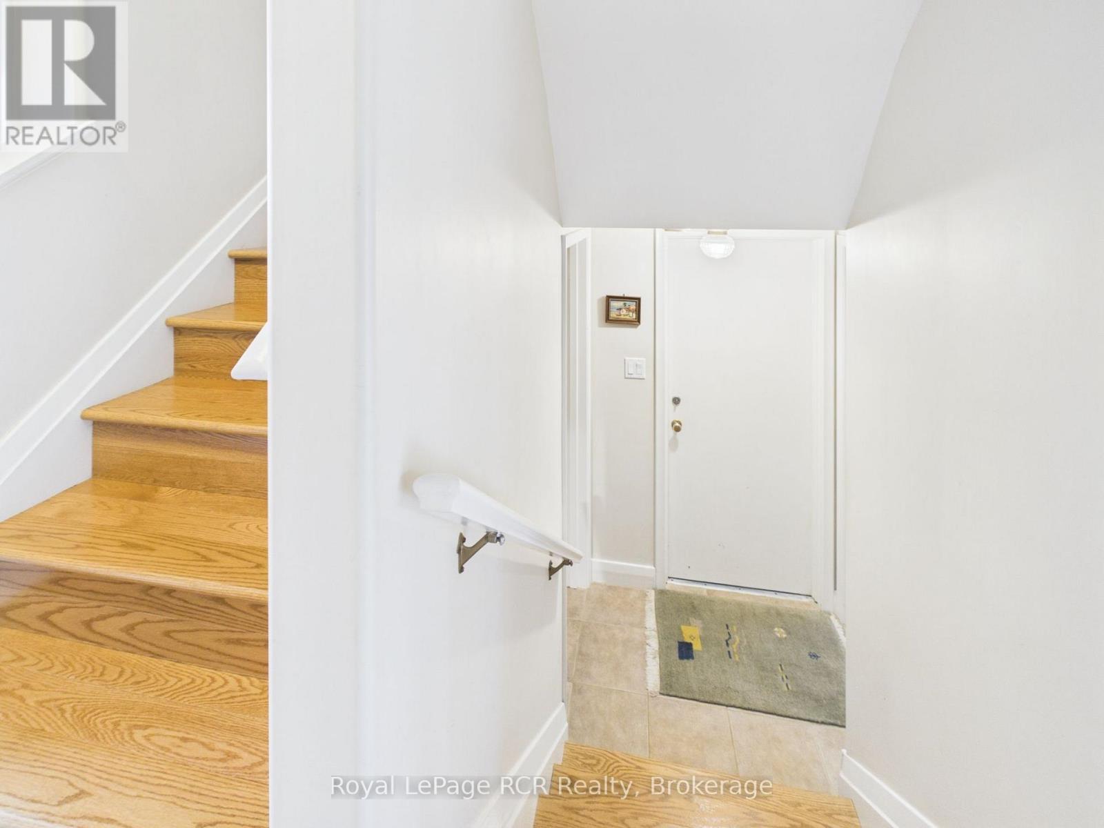 525 6th Street W Property Photo 25
