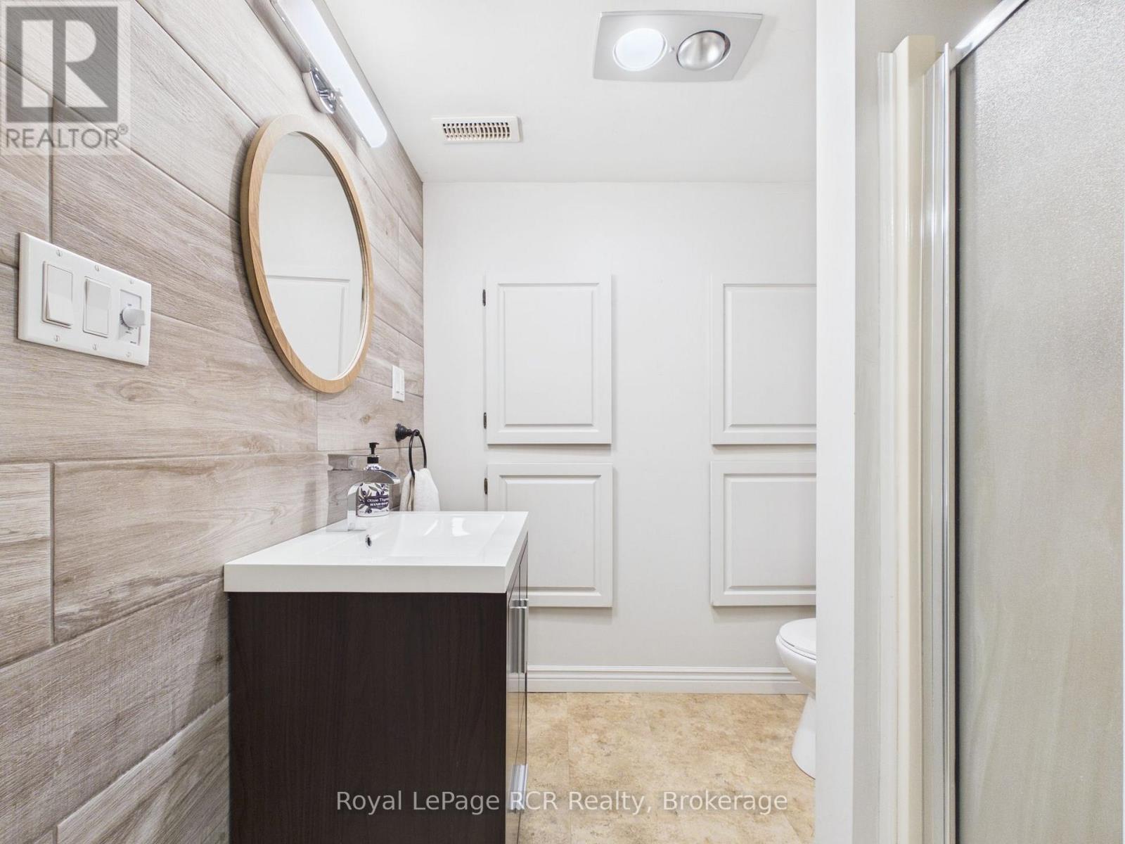 525 6th Street W Property Photo 32