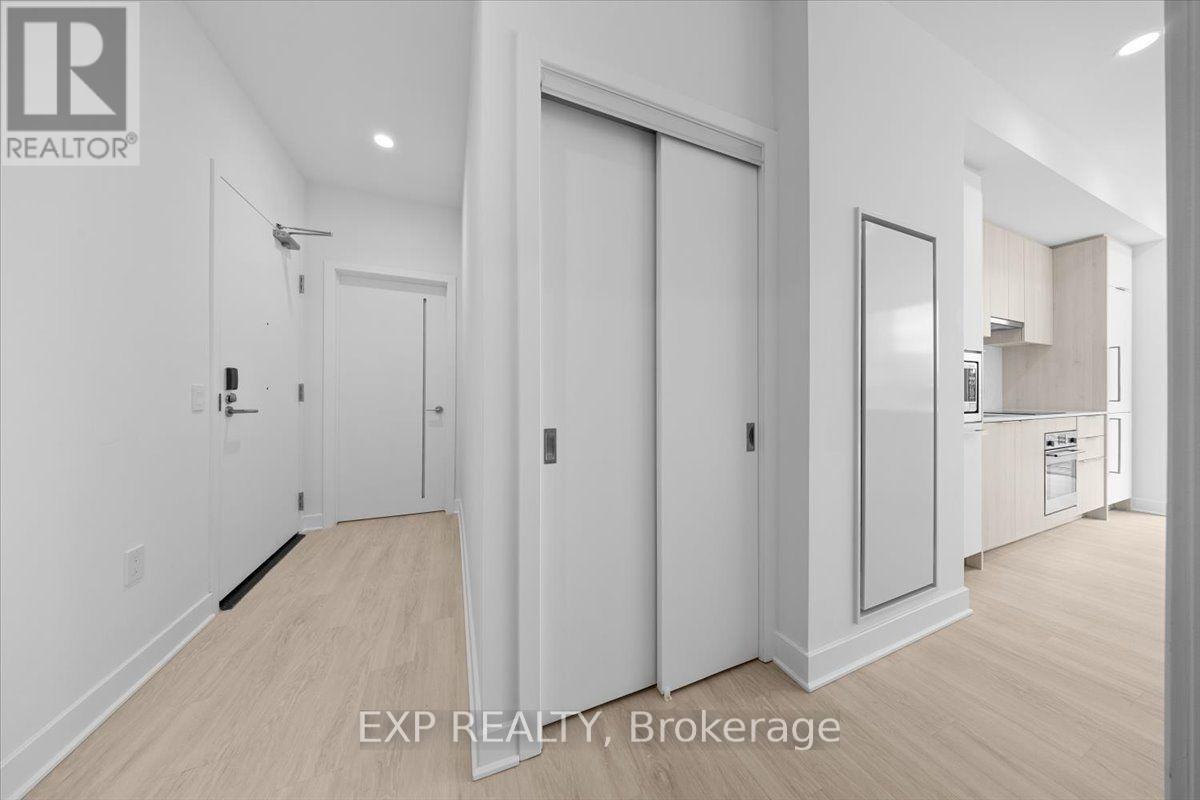 #304 - 74 Nicholas Street Property Photo 5